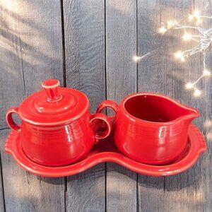 FIESTAWARE HLC FIESTA SUGAR CREAMER AND TRAY SET SCARLET RED CERAMIC USA VTG
